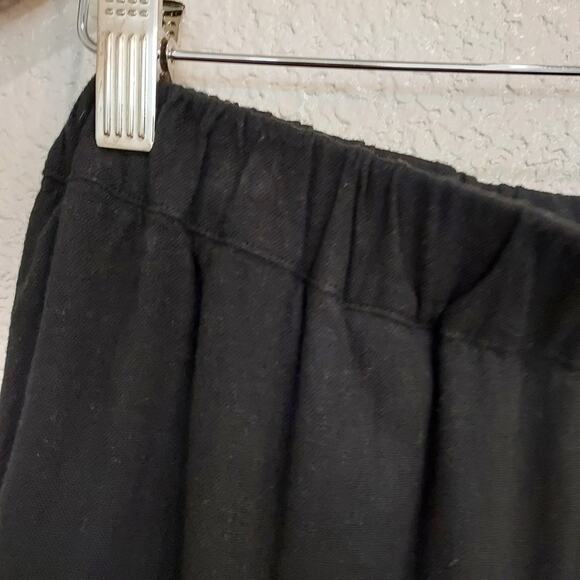 F. Muriel Black Skort Linen Blend - Picture 2 of 7